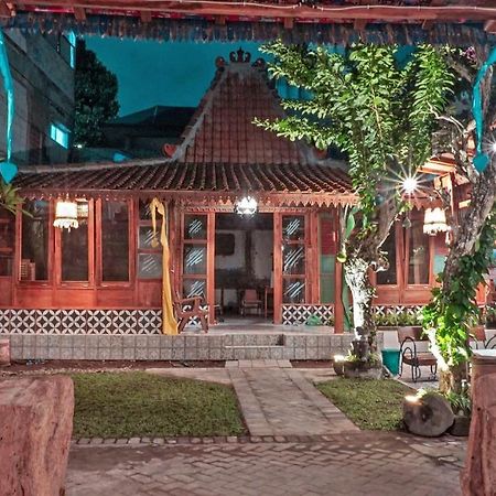 Budarno Homestay Kejayan Dış mekan fotoğraf